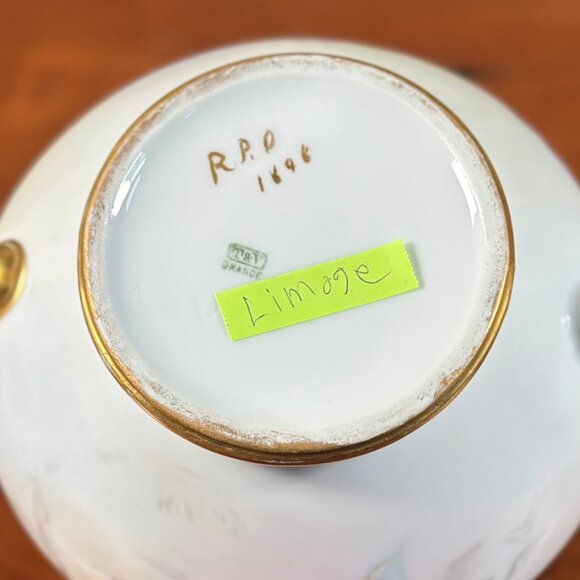 Antique T & V Limoges Teapot - 1896 - Picture 7 of 11